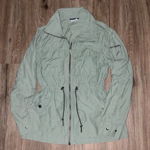 ***Winter Clearance***
Women's Sage Columbia Utility Jacket - Small - Picture 2 of 8